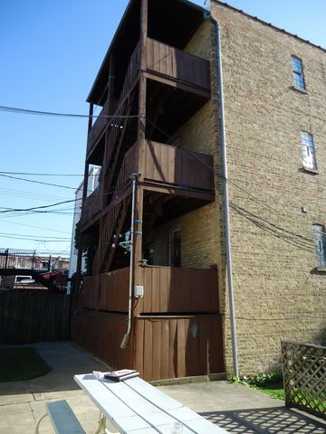 821-23 N Fairfield Avenue, Chicago, IL 60622