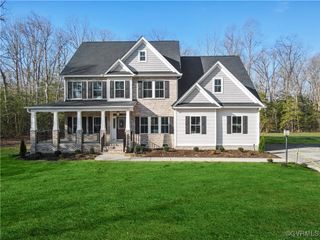 8105 Jenna Dr, Mechanicsville, VA 23116