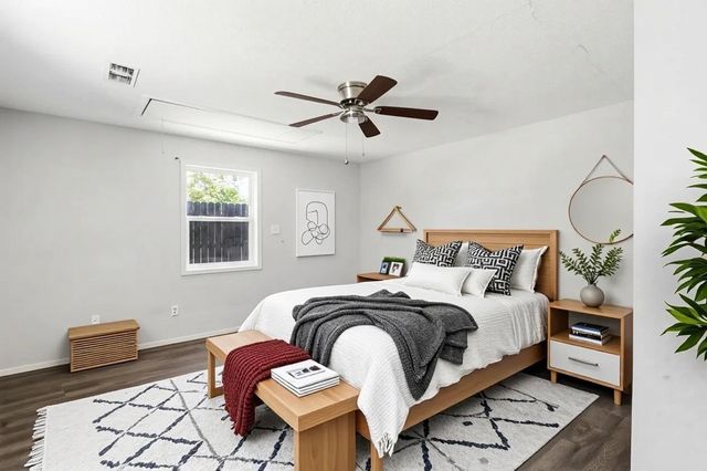 6614 Indian Lake Drive, Houston, TX 77489