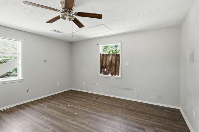 6614 Indian Lake Drive, Houston, TX 77489