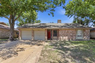 6614 Indian Lake Drive, Houston, TX 77489