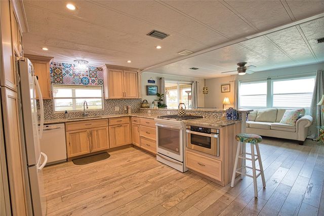 748 SANCHEZ CIRCLE, North Port, FL 34287