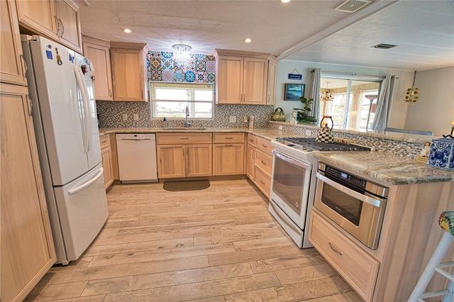 748 SANCHEZ CIRCLE, North Port, FL 34287