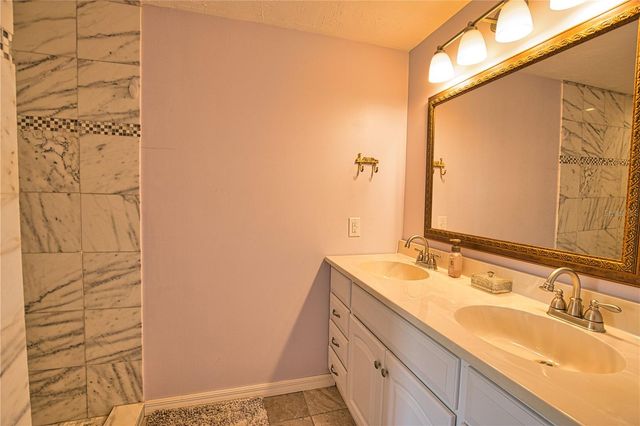 748 SANCHEZ CIRCLE, North Port, FL 34287