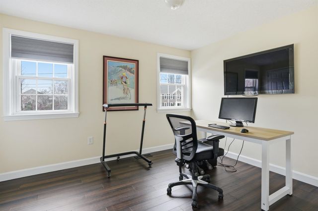 62 Shepherd Road, Manchester, NH 03104