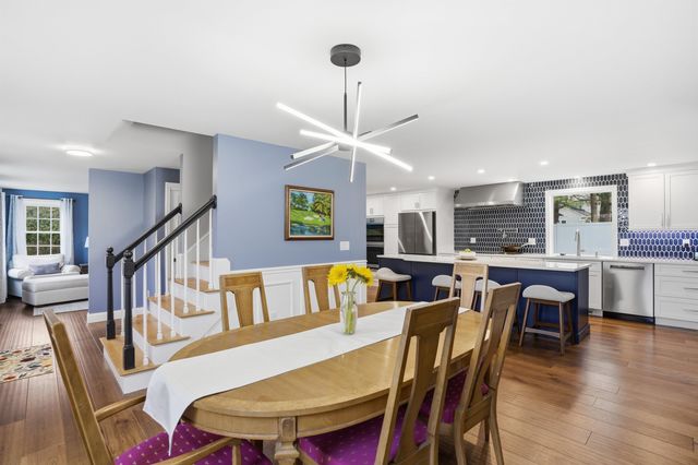 62 Shepherd Road, Manchester, NH 03104