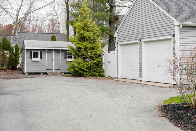 62 Shepherd Road, Manchester, NH 03104