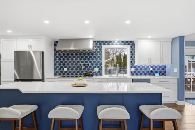 62 Shepherd Road, Manchester, NH 03104