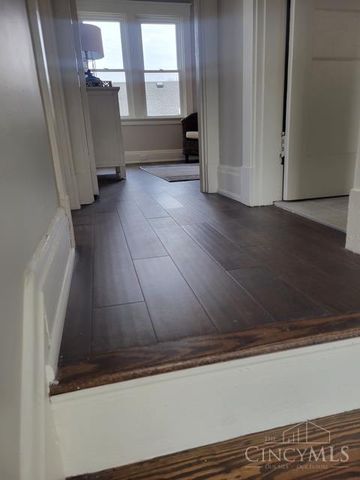 26 Chestnut Avenue, Wyoming, OH 45215