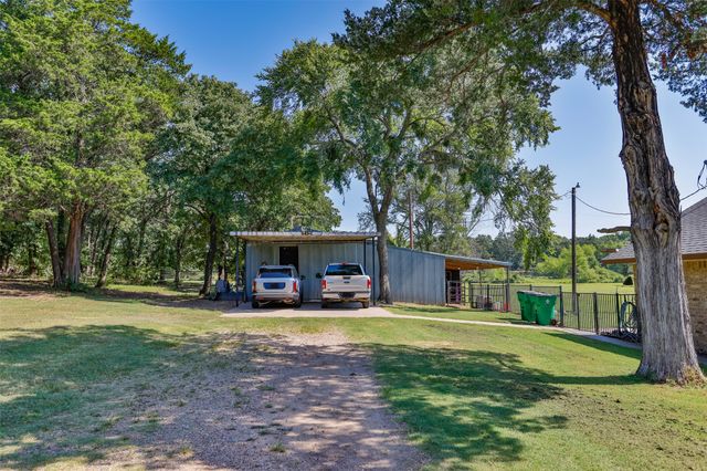 671 County Road 163, Gainesville, TX 76240