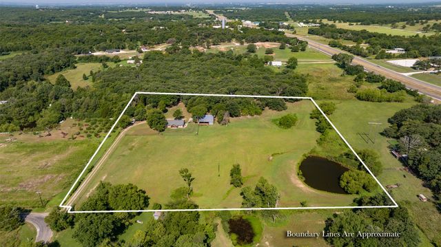 671 County Road 163, Gainesville, TX 76240
