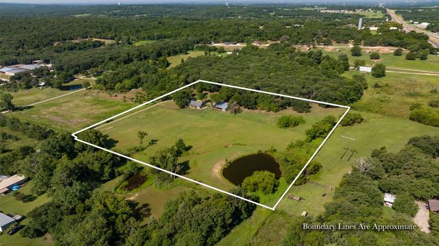 671 County Road 163, Gainesville, TX 76240