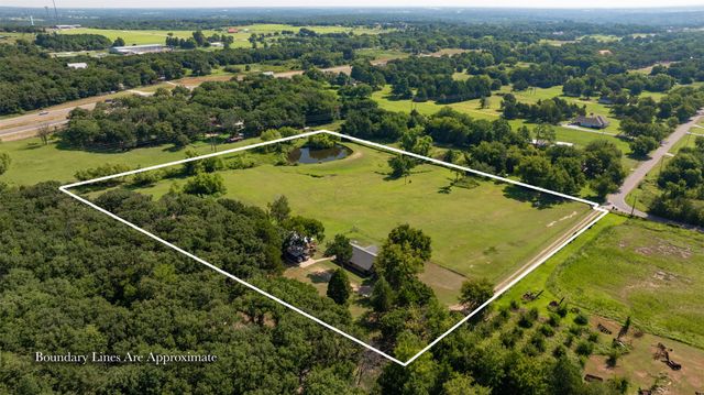 671 County Road 163, Gainesville, TX 76240