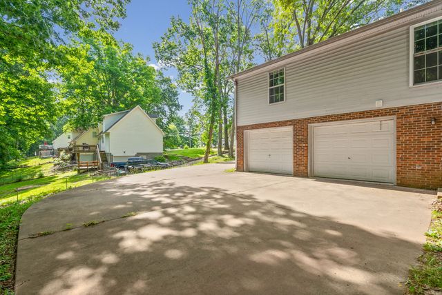 3324 Backridge Rd, Woodlawn, TN 37191
