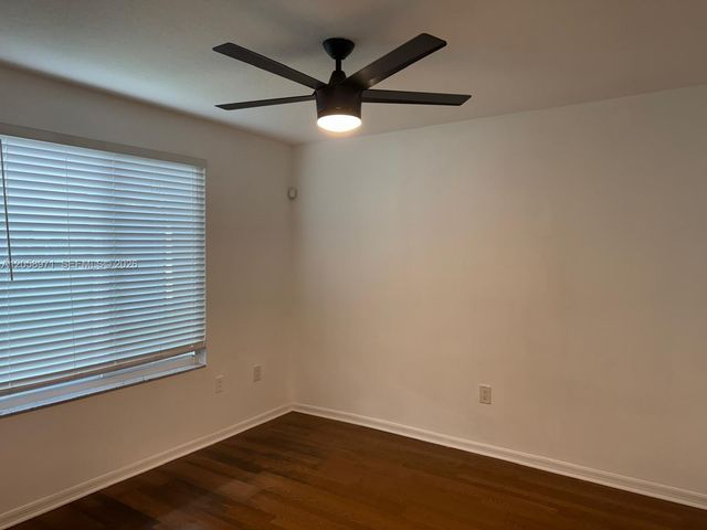 401 Villa Cir 401, Boynton Beach, FL 33435