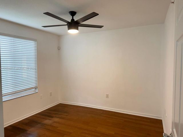401 Villa Cir 401, Boynton Beach, FL 33435