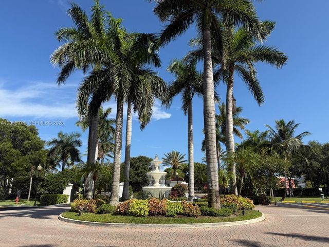 401 Villa Cir 401, Boynton Beach, FL 33435