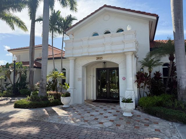 401 Villa Cir 401, Boynton Beach, FL 33435