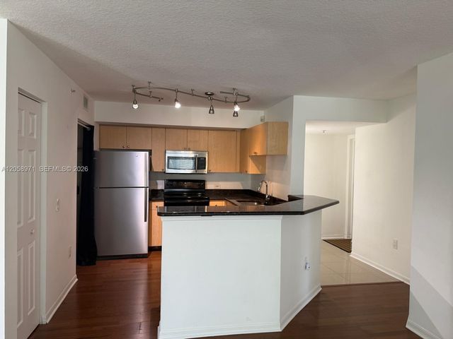 401 Villa Cir 401, Boynton Beach, FL 33435