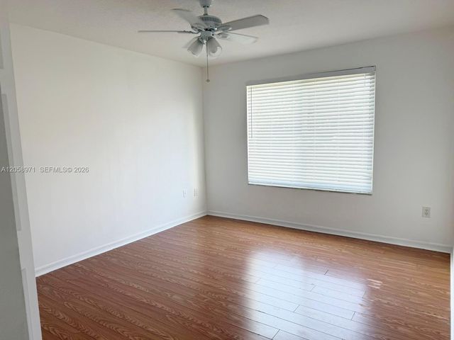 401 Villa Cir 401, Boynton Beach, FL 33435