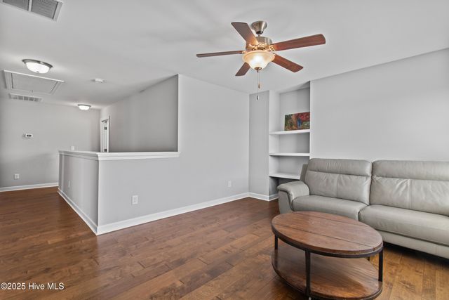 6112 Seagrove Court, Wilmington, NC 28412