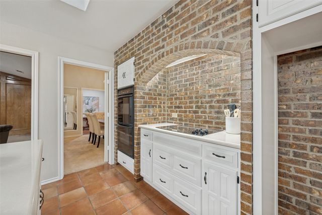 3814 Danbury Drive, Arlington, TX 76016