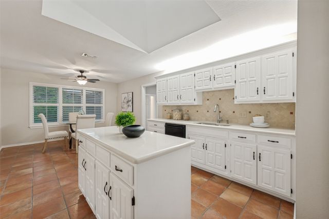 3814 Danbury Drive, Arlington, TX 76016