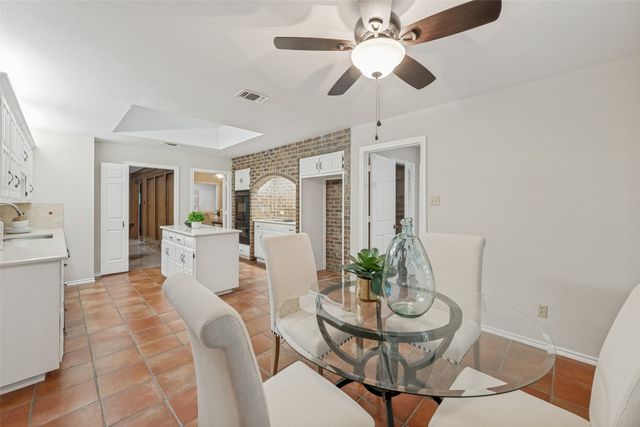 3814 Danbury Drive, Arlington, TX 76016