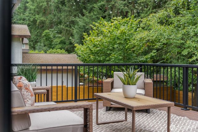 14313 116th Place NE, Kirkland, WA 98034