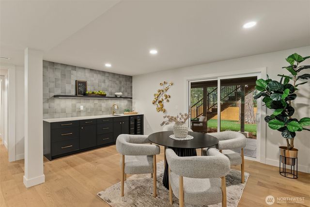 14313 116th Place NE, Kirkland, WA 98034