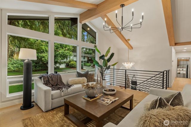 14313 116th Place NE, Kirkland, WA 98034