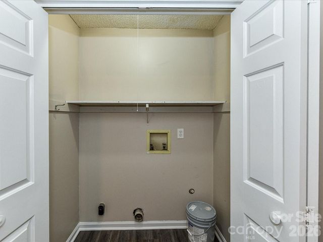 7304 Winery Lane, Charlotte, NC 28227