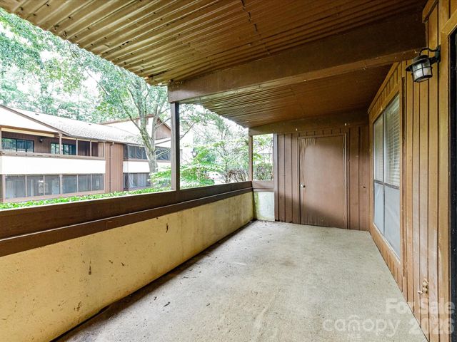 7304 Winery Lane, Charlotte, NC 28227