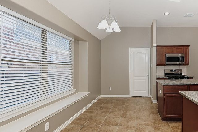 9606 Arched Oak Drive, Houston, TX 77095