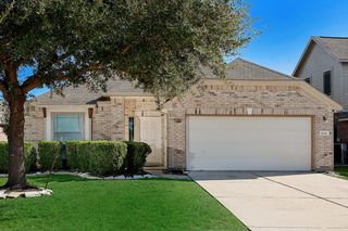 9606 Arched Oak Drive, Houston, TX 77095