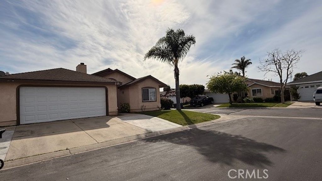 518 5th, Santa Maria, CA 93458