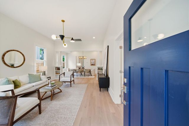 1236 Columbia Street, Houston, TX 77008