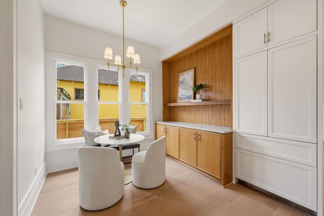 1236 Columbia Street, Houston, TX 77008