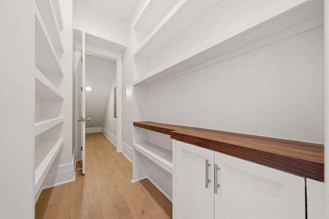 1236 Columbia Street, Houston, TX 77008