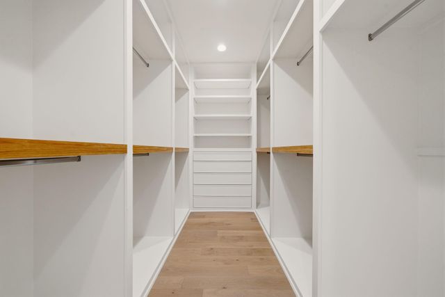 1236 Columbia Street, Houston, TX 77008