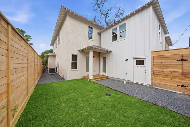 1236 Columbia Street, Houston, TX 77008