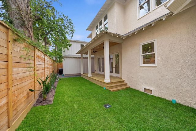 1236 Columbia Street, Houston, TX 77008