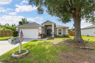 7804 COUNTRY CHASE AVENUE, Lakeland, FL 33810