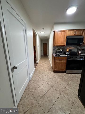 5115 S BARNABY RD, Temple Hills, MD 20748
