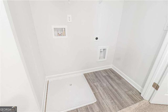 86 Vickers Point Drive, Fairburn, GA 30213