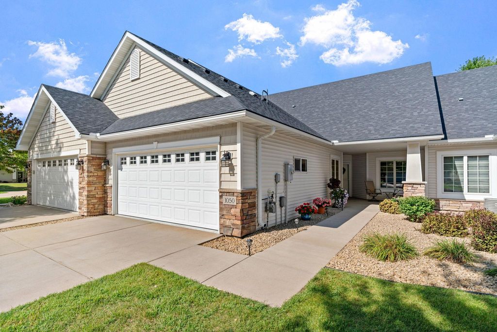 1050 Woodland Drive, Hastings, MN 55033 — photo 2