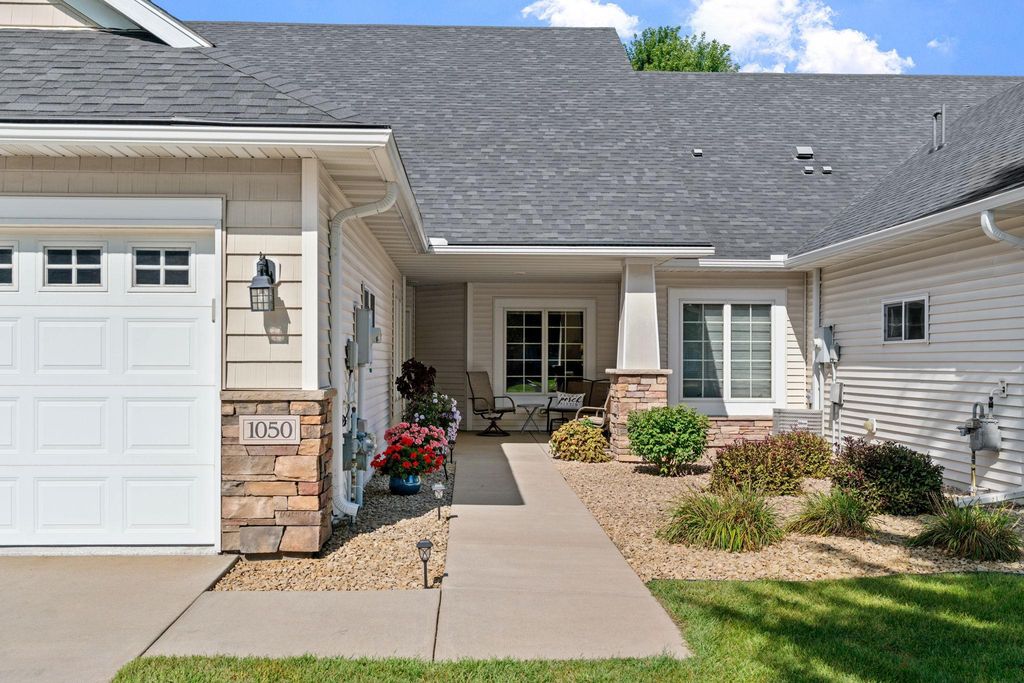 1050 Woodland Drive, Hastings, MN 55033 — photo 3