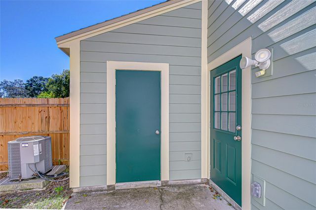 13901 FLETCHERS MILL DRIVE, Tampa, FL 33613