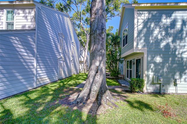 13901 FLETCHERS MILL DRIVE, Tampa, FL 33613