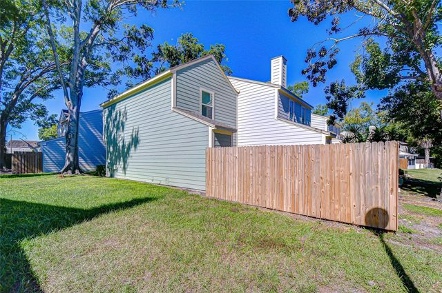 13901 FLETCHERS MILL DRIVE, Tampa, FL 33613